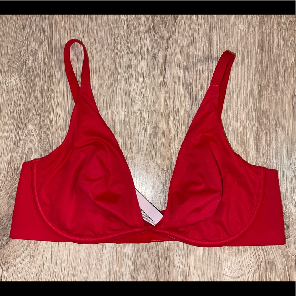 Victoria’s Secret Unlined Red Bra Size 36C like new